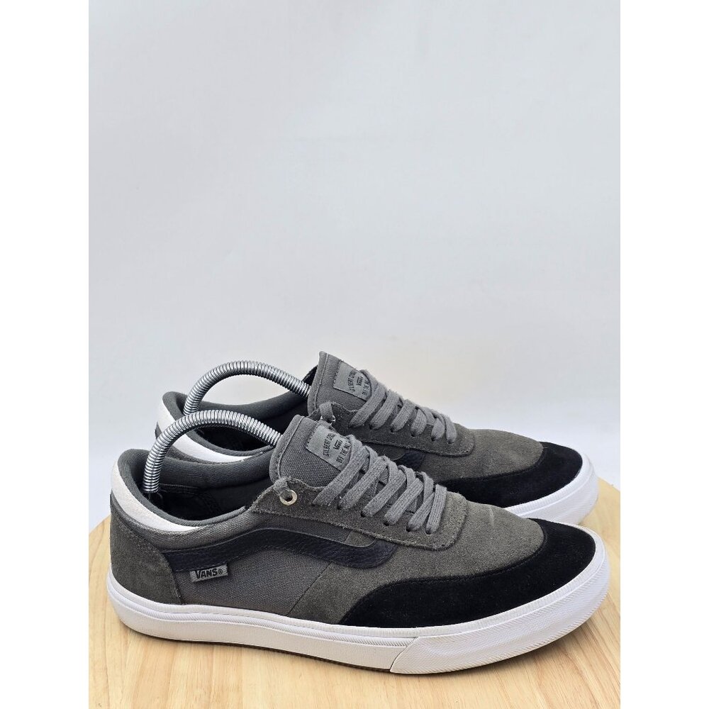 Vans Gray and Black Gilbert Crockett Pro II Sneakers 9.5